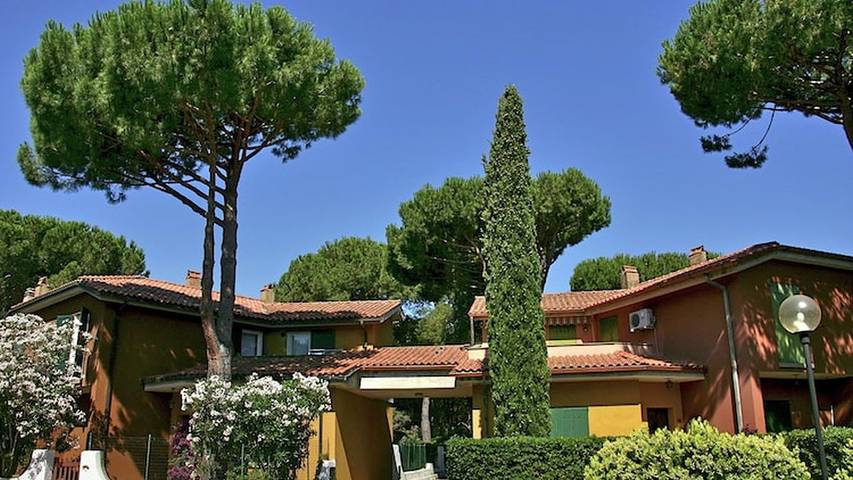 Appartamento per 6 persone, con terrazza e giardino nonché piscina in Giannella