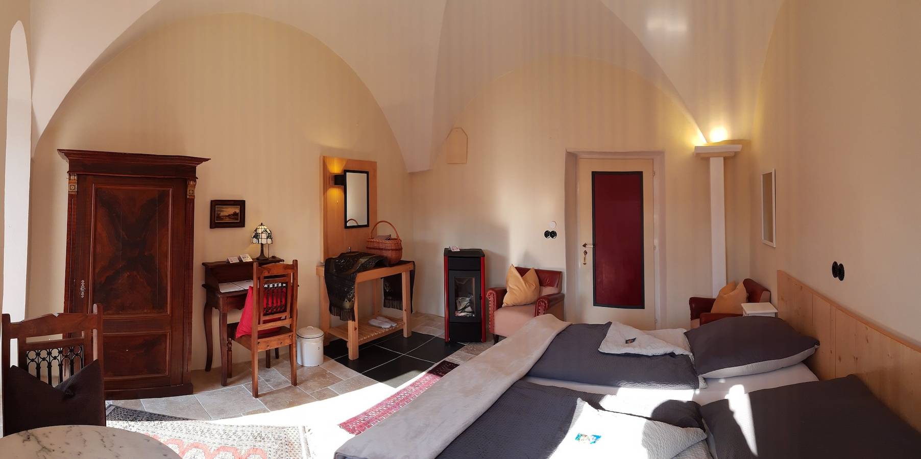 "Gerolamo Cardano" (Doppelzimmer, Pension an der Klosterpforte) in Steingaden, Bayerische Alpen