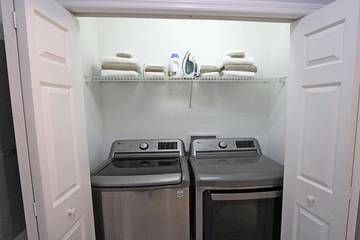 Apartment for 8 Guests in Clearwater Beach Island, Clearwater, Picture 2