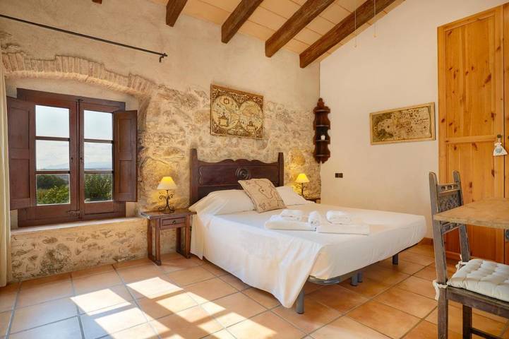 Casa rural para 2 personas, con vistas además de jardín y piscina en Cataluña - 2