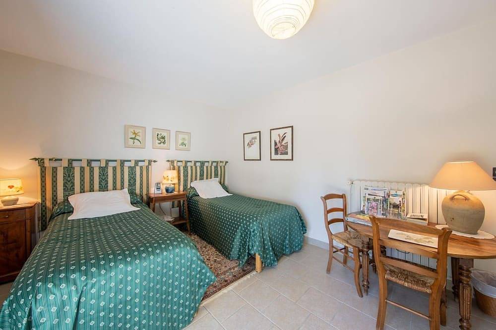 Chambre La Loire - Accès Handicapé, Wifi, Animaux admis in Saint-Benoît-sur-Loire, Vallée de la Loire