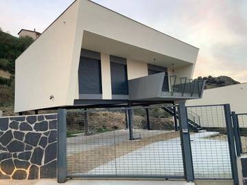 Casa rural para 4 personas, con vistas y jardín en El Espinar