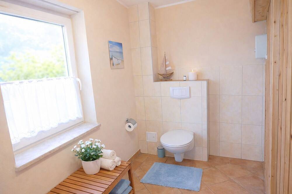 Komfortable Feriendoppelhaushälfte mit Sauna & Kamin für 2 Personen in Pruchten, Vorpommern-Rügen