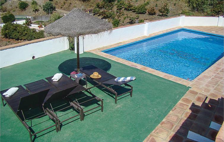 Casa rural para 11 personas, con piscina y terraza en El Borge - 4