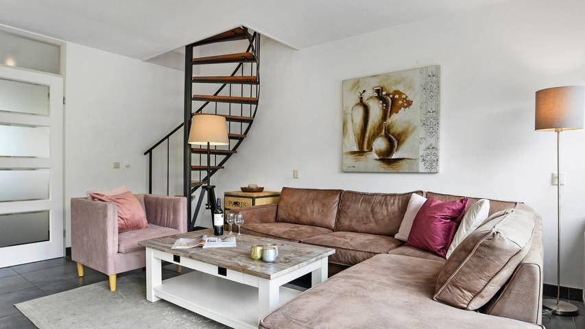 Ferienhaus für 4 Personen, mit Balkon/Terrasse und Terrasse sowie Garten in Brouwershaven - 3