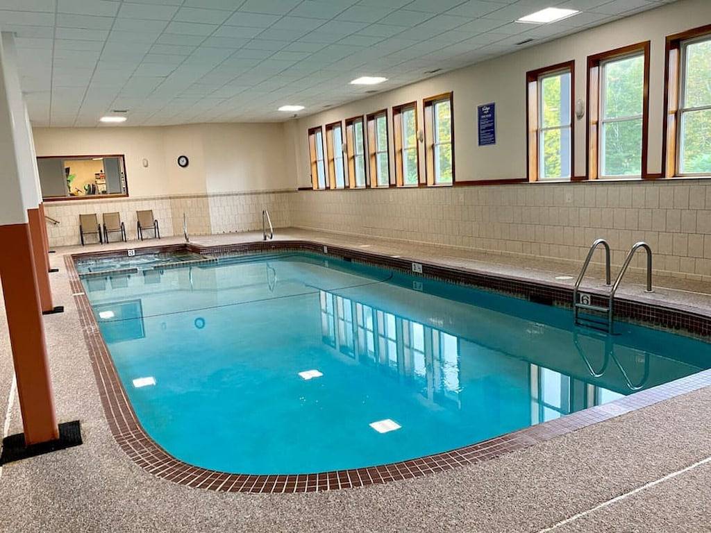 Ganze Wohnung, Lodge Hotel H4 · Cute Hotel Condo at Loon Mountain w/pool, hot tub in Lincoln (NH), Franconia Notch