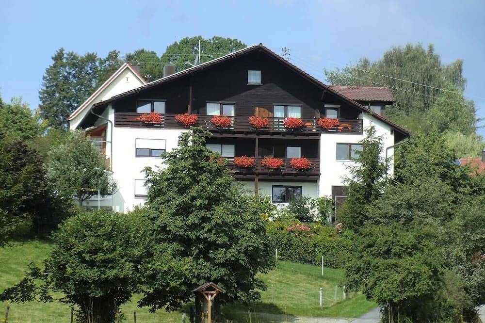 Ganze Wohnung, Gemütliches Apartment (40qm) mit Balkon und kostenfreiem Wlan in Ruhmannsfelden, Vorderer Bayerischer Wald