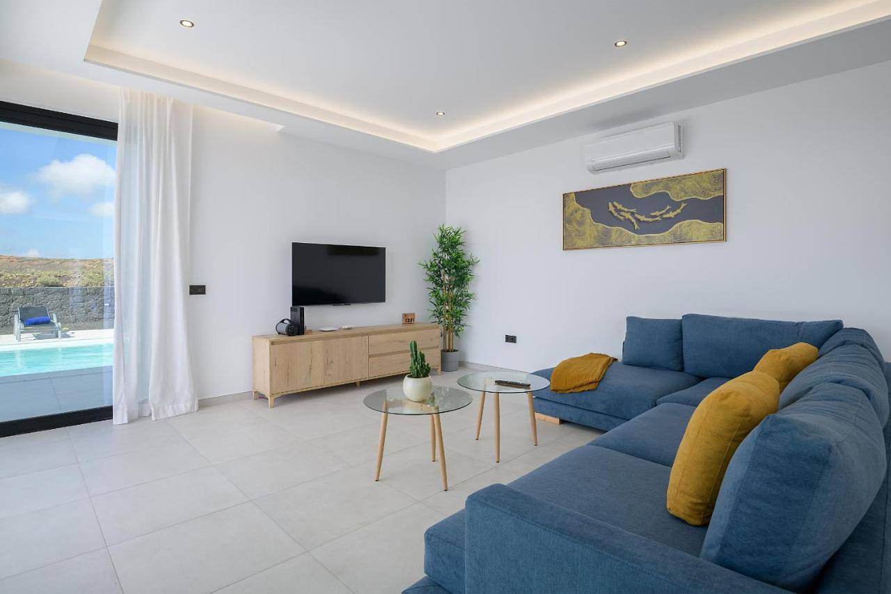 Villa Ainara in Conil, Tías