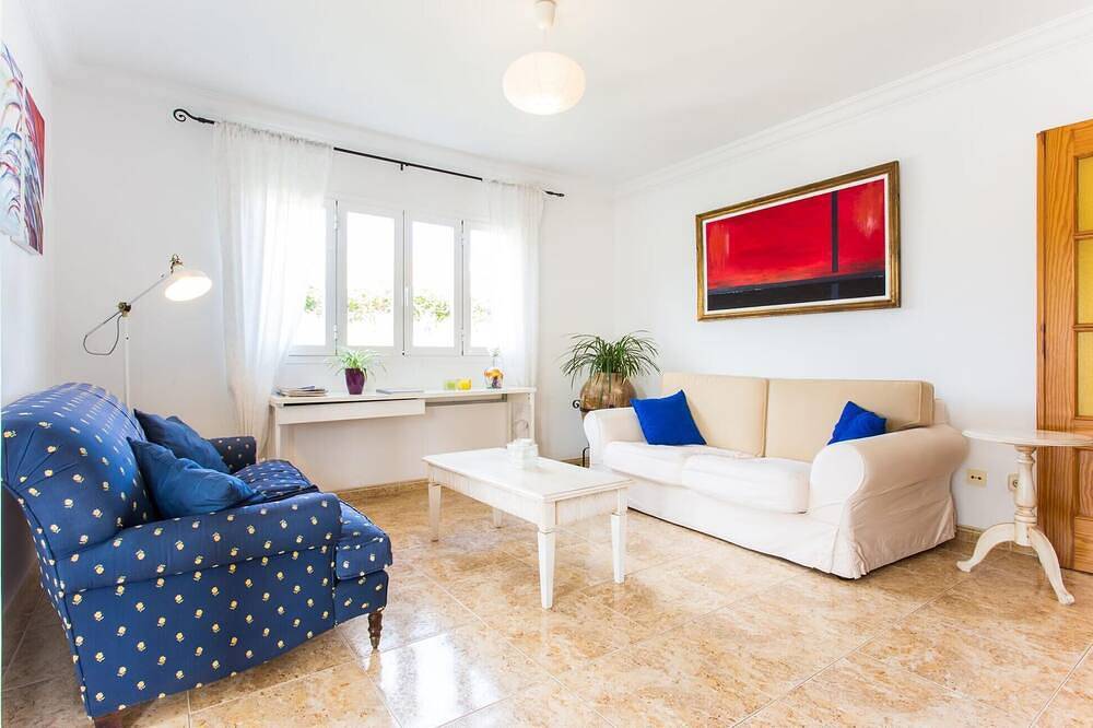 Beautiful home in Alcudia with private swimming pool, can be inside or outside in Playa de Muro, Muro