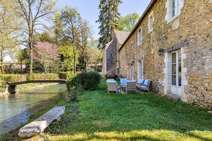 Gîte pour 13 personnes, avec Jardin