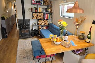 Hausboot für 4 Personen, mit Terrasse, mit Haustier in London