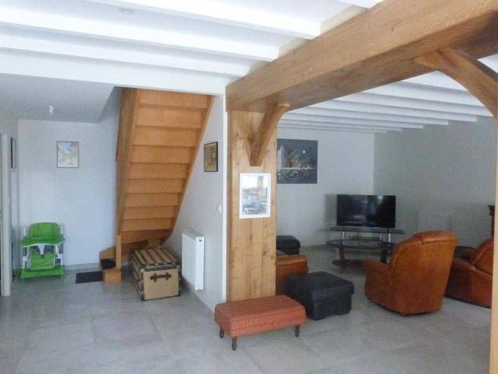 Gîte pour 8 personnes, avec terrasse et vue à Saint-Gourson