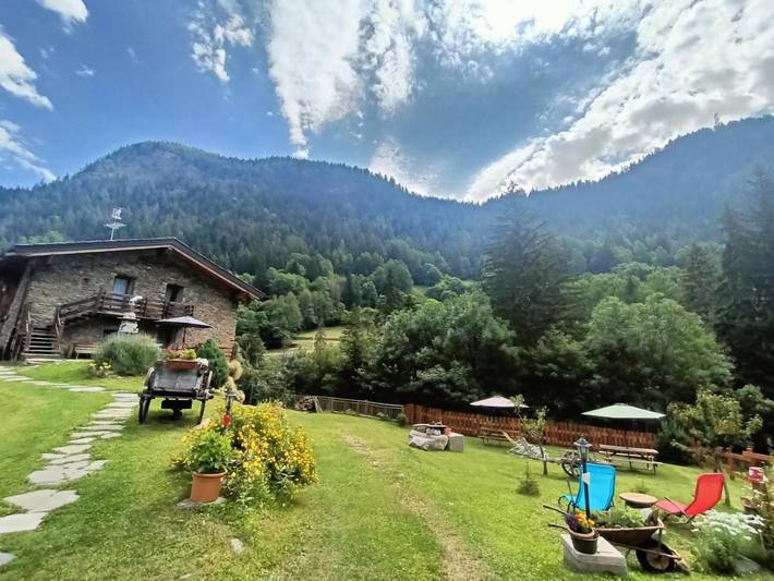 B&b per 3 persone, con panorama e giardino in Comune di Pré-Saint-Didier
