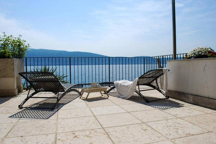Casa vacanza per 4 persone, con vista lago, con animali domestici in Toscolano-Maderno