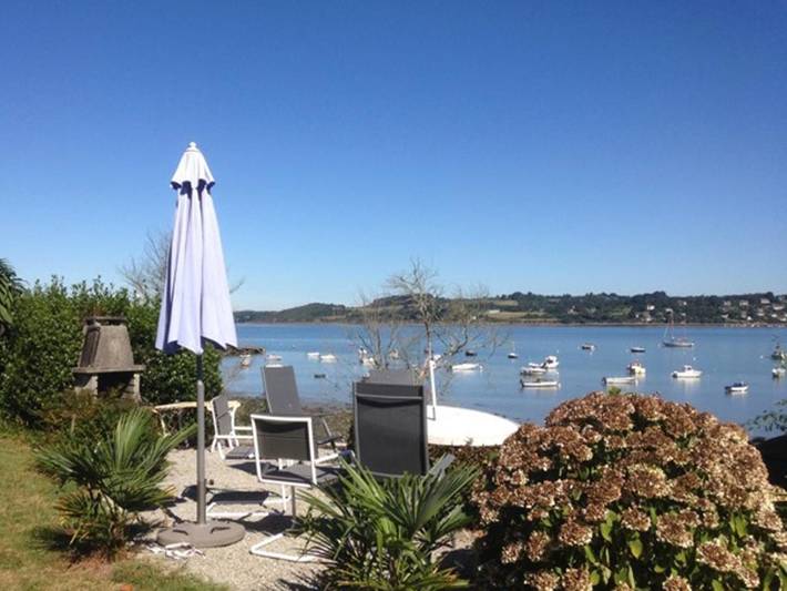 Gîte pour 4 personnes, avec Terrasse ainsi que Jardin et Vue à Landévennec