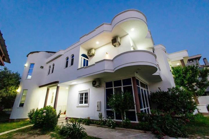 Maison d’hôte pour 2 personnes, avec jardin et balcon