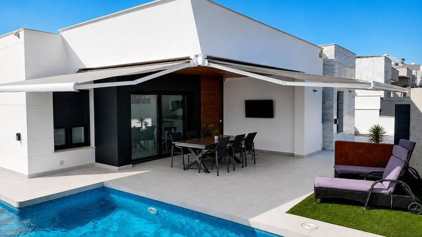 Casa rural para 6 personas, con jardín además de piscina y vistas en Pulpí