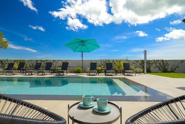 Villa pour 9 personnes, avec jardin ainsi que piscine et terrasse, animaux acceptés à Barban - 4
