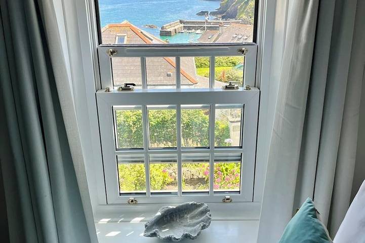 Horizons - juste inscrit janvier 2020. 3 min à pied de la plage! Vues magnifiques sur la mer. in Gorran Haven, Cornouailles