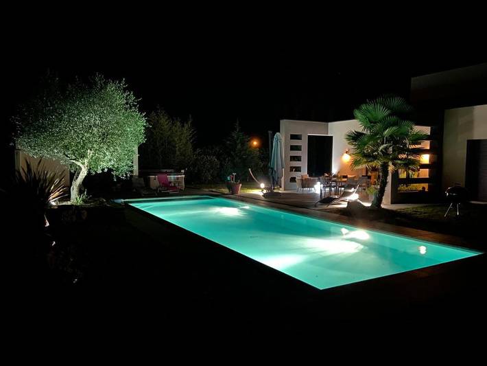 Location de vacances pour 11 personnes, avec piscine ainsi que jardin et jacuzzi à Amboise - 2