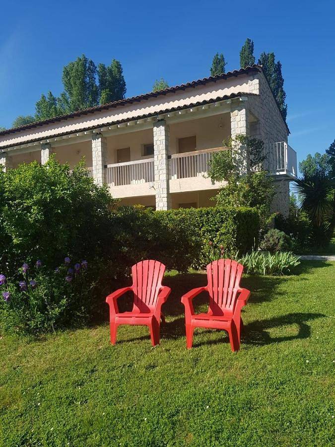 Le Moulin de César in Vaison-la-Romaine, Parc naturel régional du Mont-Ventoux