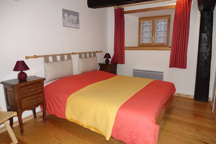 L'Enneigé 2 in Névache, Briançon region