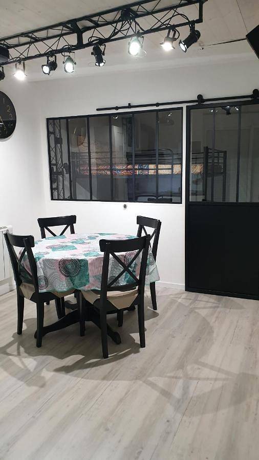 Gîte pour 4 personnes à Maury