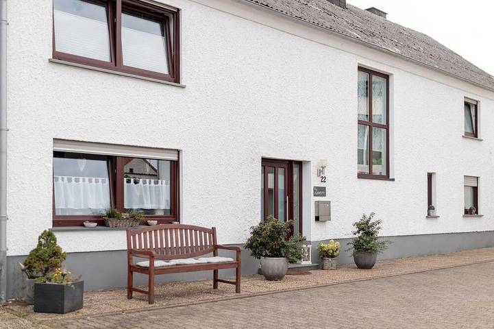 Ferienwohnung für 3 Personen, mit Balkon in Gillenfeld