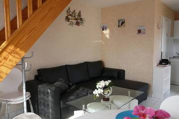 Gîte pour 4 personnes, avec balcon et jardin dans Plage des Govelins