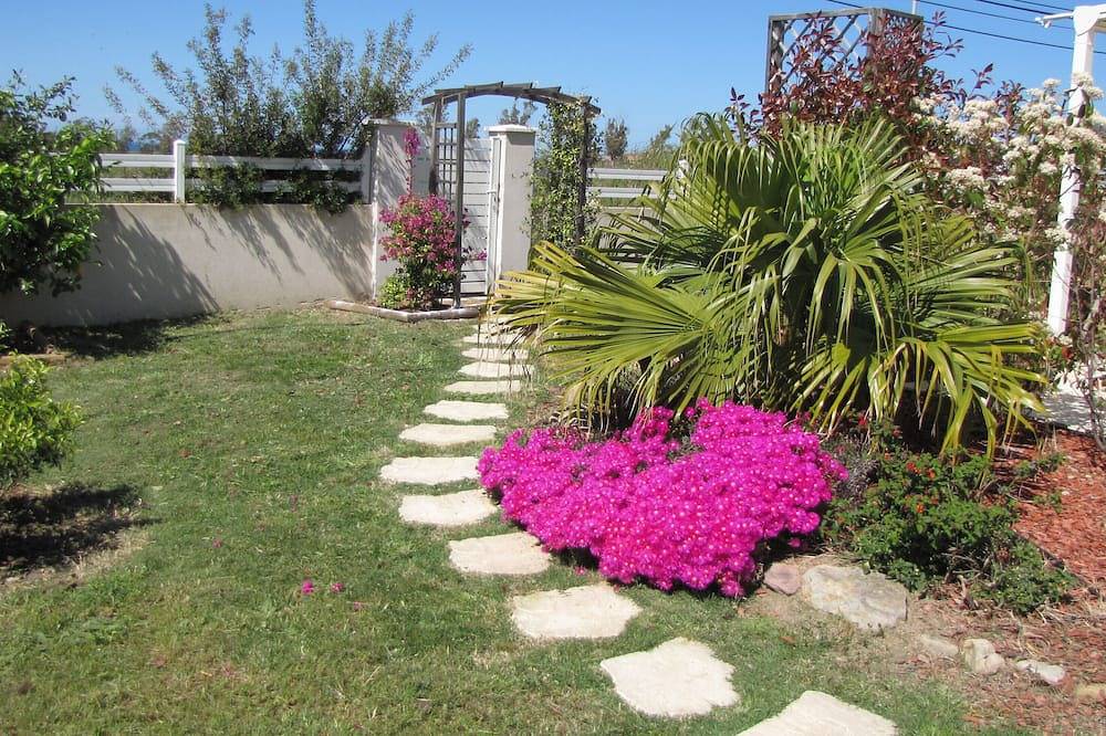 Casa Di Stile Provenzale Con Vista Mare in Calenzana, Calvi e dintorni