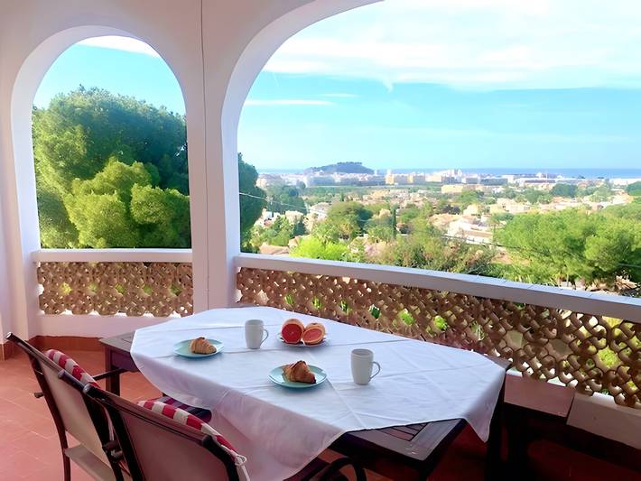 Apartamento para 6 personas, con jardín en Montgó