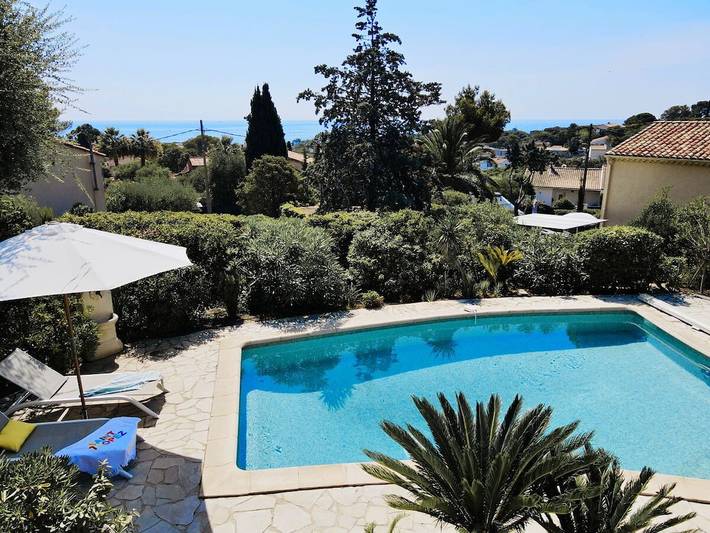 Villa voor 6 personen, met zwembad in Saint-Aygulf