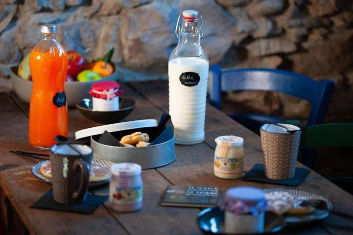 Location de vacances pour 3 personnes, avec jacuzzi ainsi que balcon et piscine à Capo di Ponte - 3