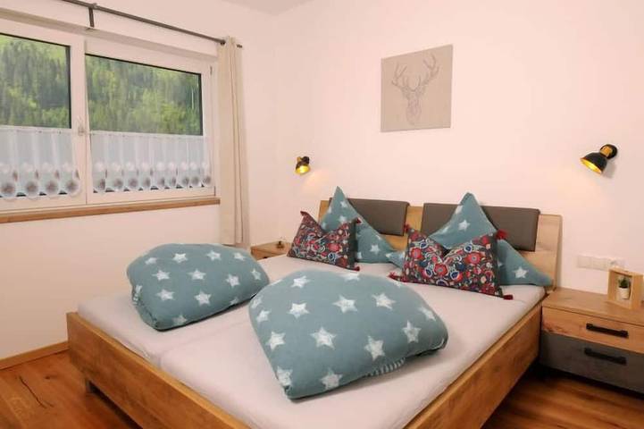 Ferienwohnung für 4 Personen, mit Terrasse und Balkon/Terrasse in Vorderlanersbach - 2