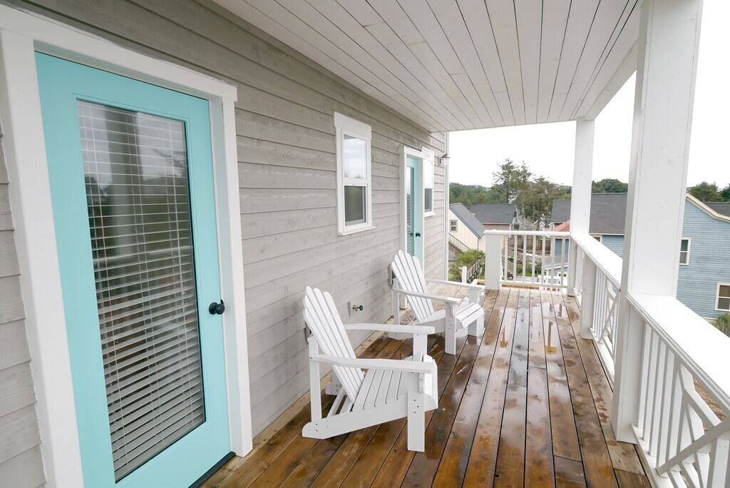 Vacation Home for 10 Guests in Lincoln City, Oregon Coast