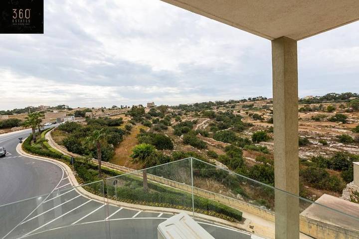 Appartement de vacances pour 6 personnes, avec balcon et vue