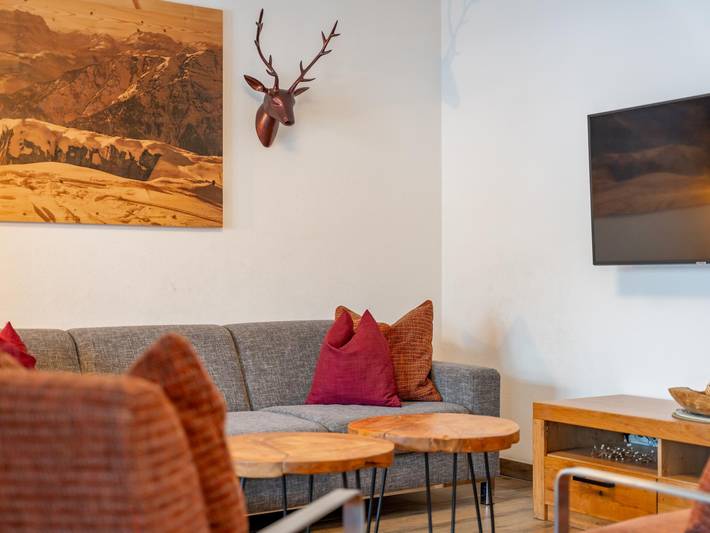 Ganze Wohnung, Komfortable Ferienwohnung mit Terrasse, Sauna in Piesendorf, Pinzgau