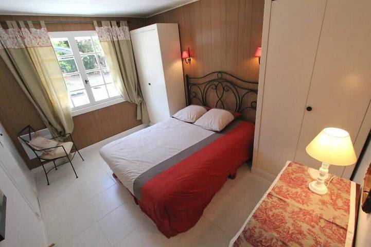 Location de vacances pour 7 personnes, avec jardin et terrasse dans Plage des Huttes - 3