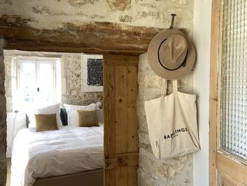 Chambre d’hôte pour 2 personnes, avec piscine et jardin à Salazac
