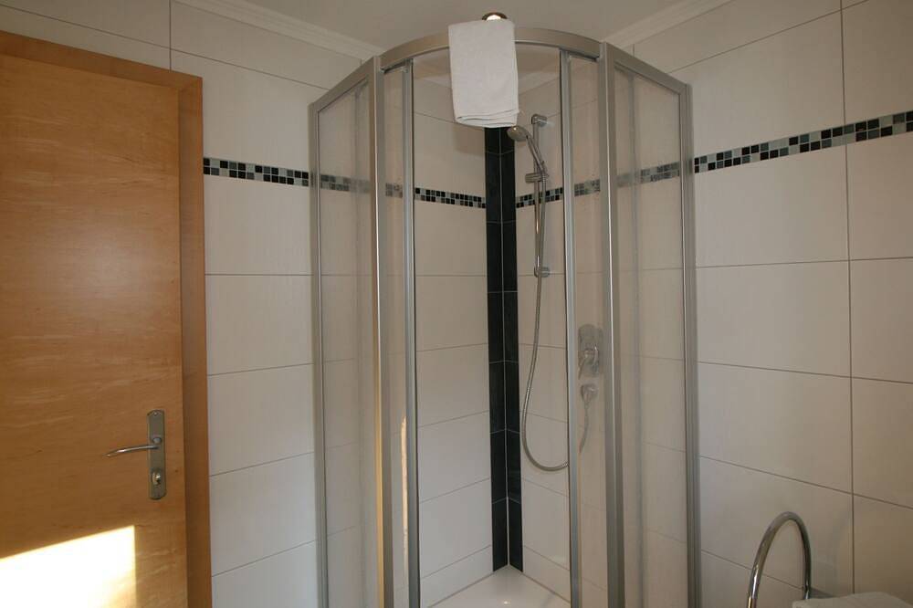 Ganze Wohnung, Wegscheider by Interhome in Mayrhofen, Zillertaler Alpen