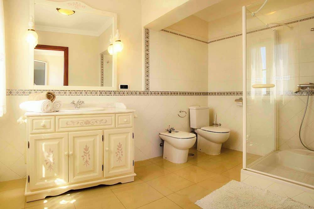 Casa Juanita by Buenavilla | Exclusive apartment with private pool in Puerto Calero, Yaiza