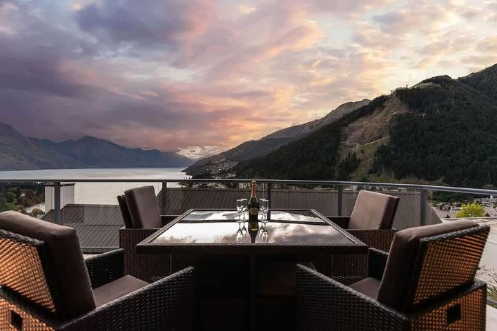 Villa für 10 Personen, mit Terrasse in Neuseeland