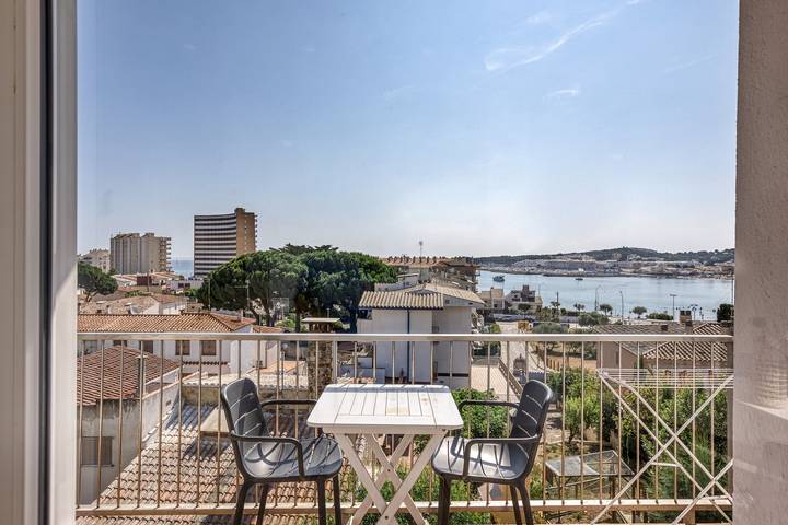 Appartamento per 4 persone, con balcone, con animali domestici in L'Escala