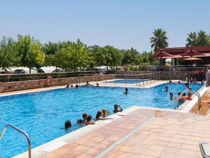 Ferienhaus für 4 Personen, mit Terrasse und Pool in Malgrat de Mar - 4