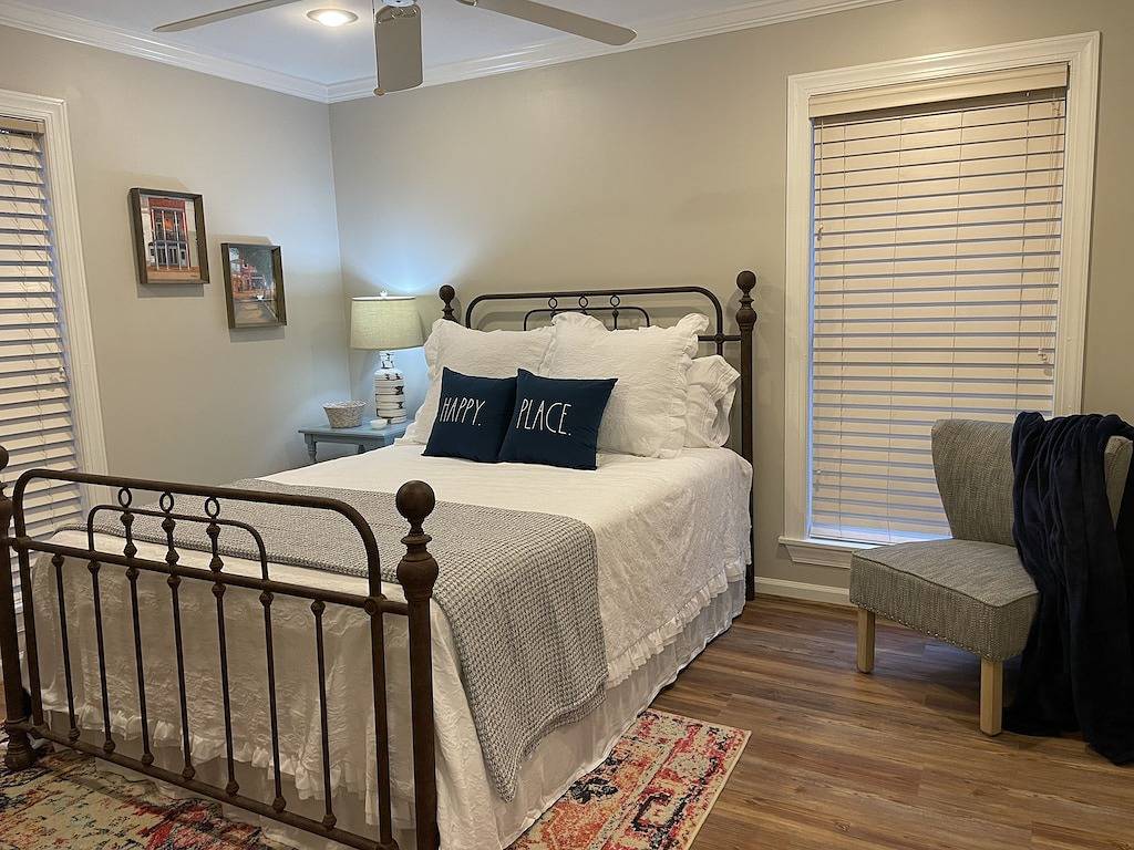 Ganze Wohnung, Newly Renovated Charming Oxford Condo Located Steps to the Square! in Oxford (MS), Lafayette County