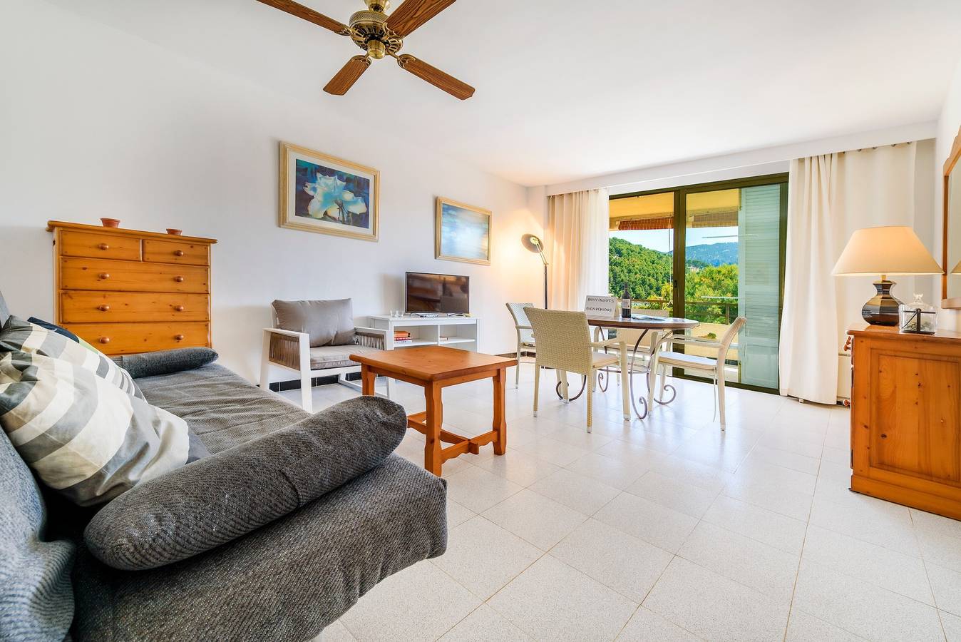 Apartamento entero, Fantástico apartamento "Puerto Rico Port de Sóller" con vistas a la montaña, terraza y Wi-Fi in Puerto de Sóller, Sóller