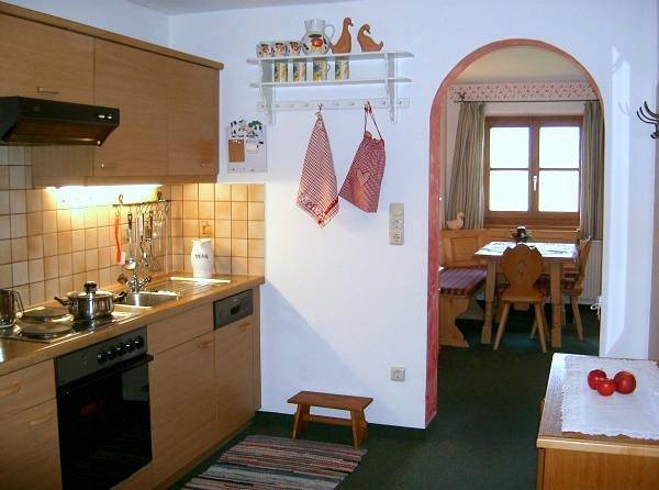 Pension voor 4 personen, with uitzicht and sauna as well as tuin, kindvriendelijk in Regio Innsbruck