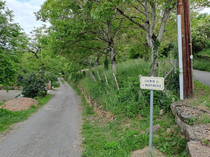 Gîte pour 2 personnes, avec jardin et vue à Salles-la-Source - 4