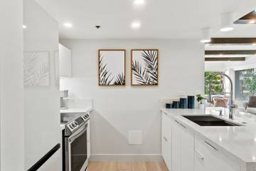 Vacation Rental for 7 Guests in Waikiki, Honolulu, Picture 2