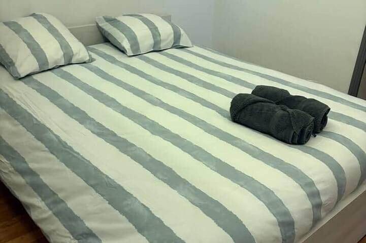 Entire apartment, L'atelier du Centre D'ax les Thermes in Ax-les-Thermes, French Pyrenees